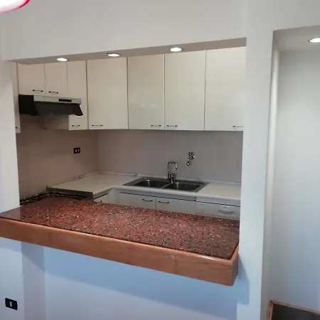 La Rosa Bianca アパート *